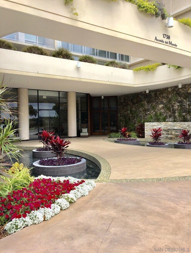 1750 Avenida Del Mundo Unit 405, Coronado, CA 92118 Condo for Rent in
