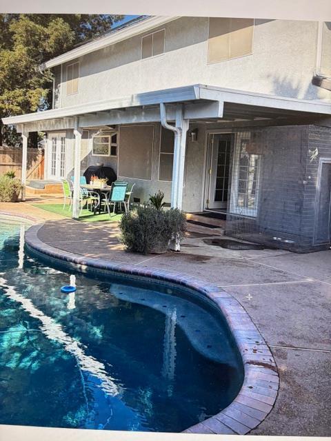 Foto del edificio - 2316 Den Helder Dr