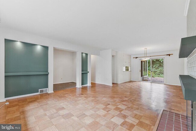 Foto del edificio - 6534 Jay Miller Dr