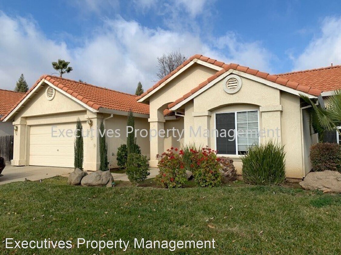Foto principal - 3 br, 2 bath House - 739 Redwing Dr