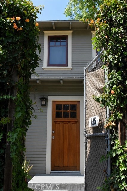 Building Photo - 115 E Garfield Ave