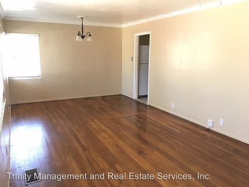 Building Photo - 3 br, 1 bath House - 129 El Monte Avenue