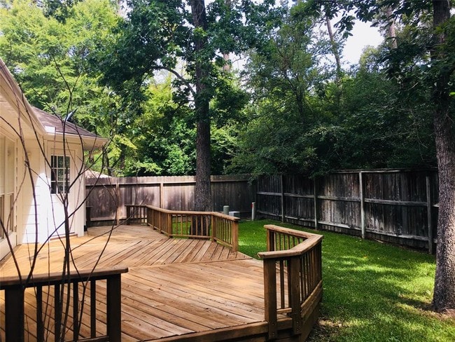 Building Photo - 14 Tranquil Glade Pl