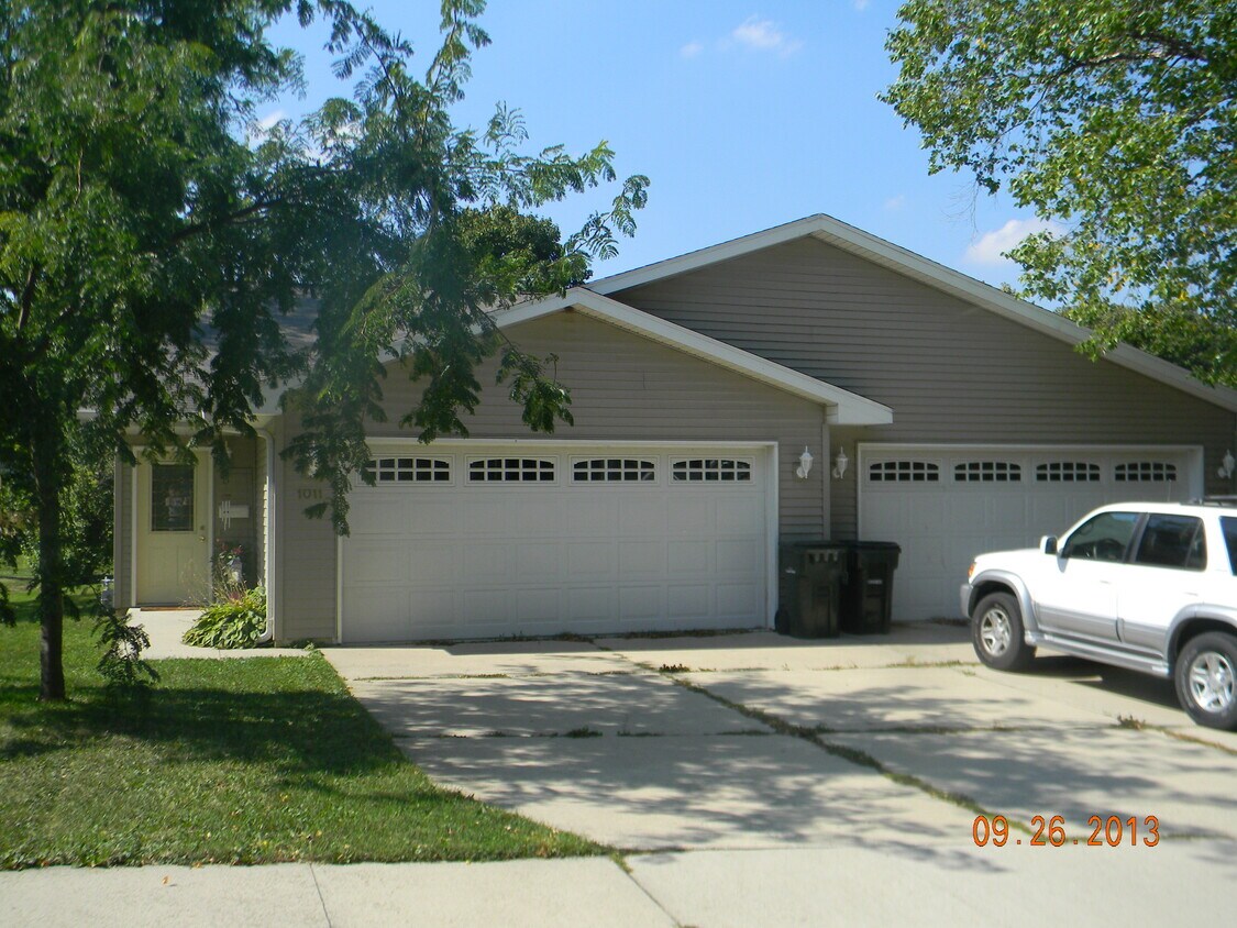 Foto principal - 1009 Olive St