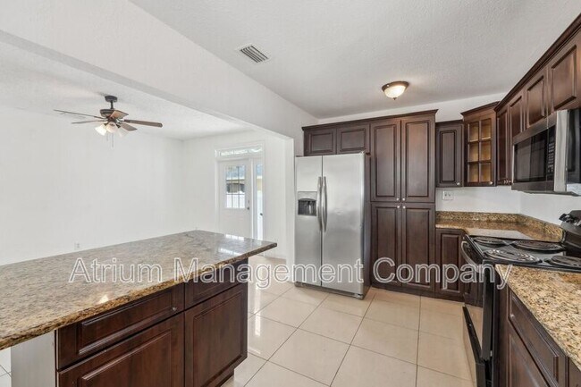 Foto del edificio - 8523 N Edison Ave