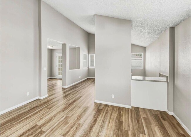 Foto del edificio - 3301 Hyannis Cir