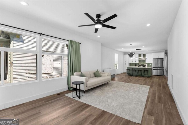 Foto del edificio - 598 Formwalt St SW
