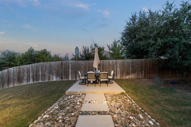 Foto del edificio - 201 Whitman Dr