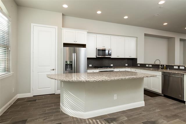Foto principal - 583 W Royal Ln