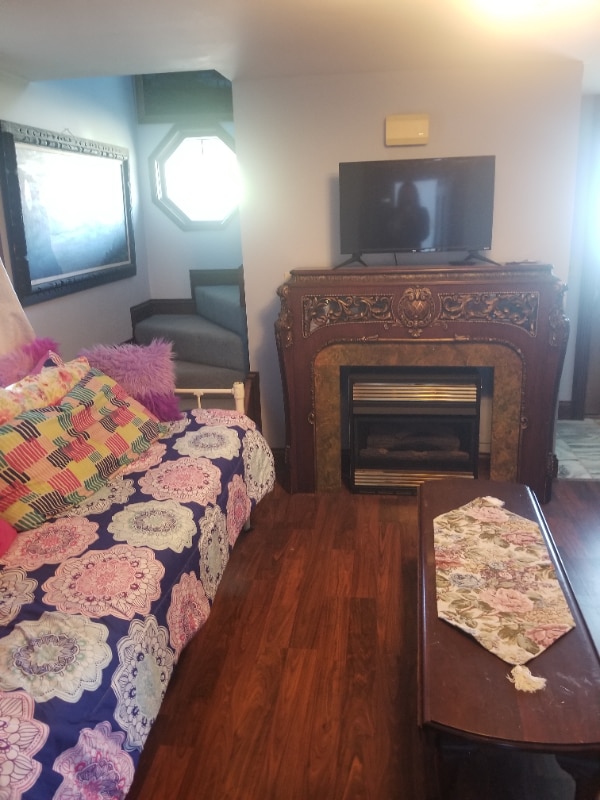 Foto del edificio - 7045 Leadvale Rd