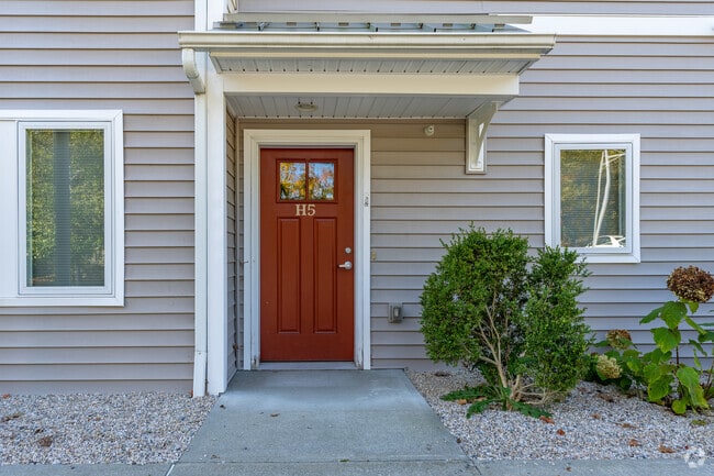 Entrance - Hilltop BP4