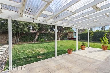 Foto del edificio - 3 br, 2 bath House - 7656 Kentland Ave