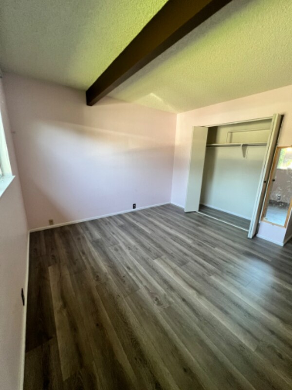 Building Photo - 4752 River College Dr