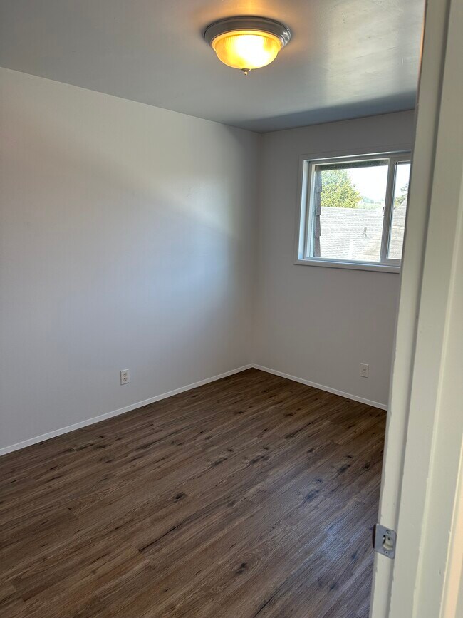 Foto del edificio - 1041 Beach Dr
