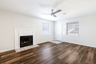 Building Photo - 4010 NW Ozmun Ave