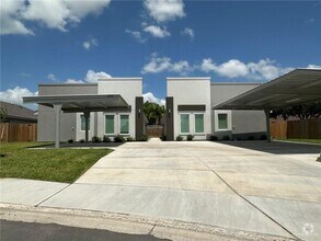 Building Photo - 816 Dove Ave