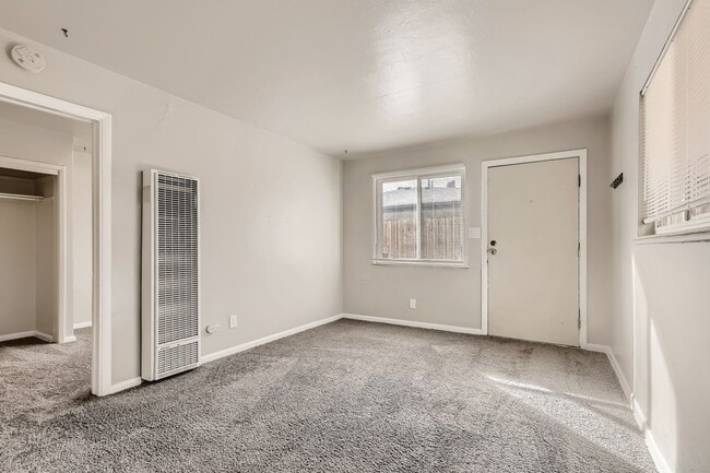 Building Photo - Cozy One Bedroom Condo in Westminster