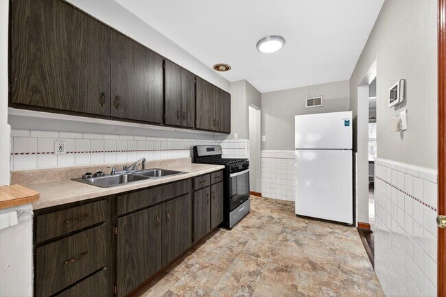 Foto del edificio - 1414 Comet Dr