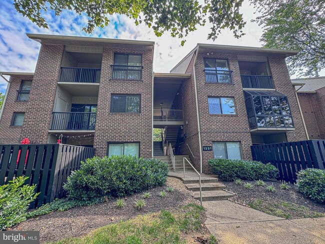 Building Photo - 1231 Gemini Dr