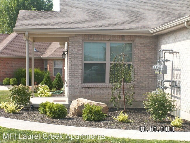 Building Photo - 2240 Morning Glory Dr