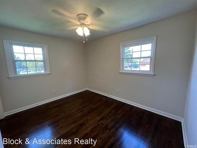 Building Photo - 3 br, 1 bath House - 709 Carlisle St