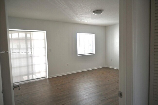 Foto del edificio - 175 SW 6th Ln