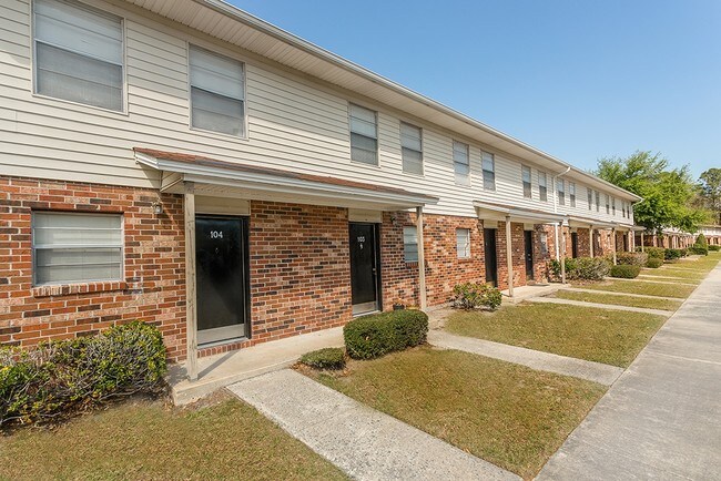 Live Golden Isles Apartments Brunswick Ga Welcome To Merritt Landing Live Golden Isles Apartments
