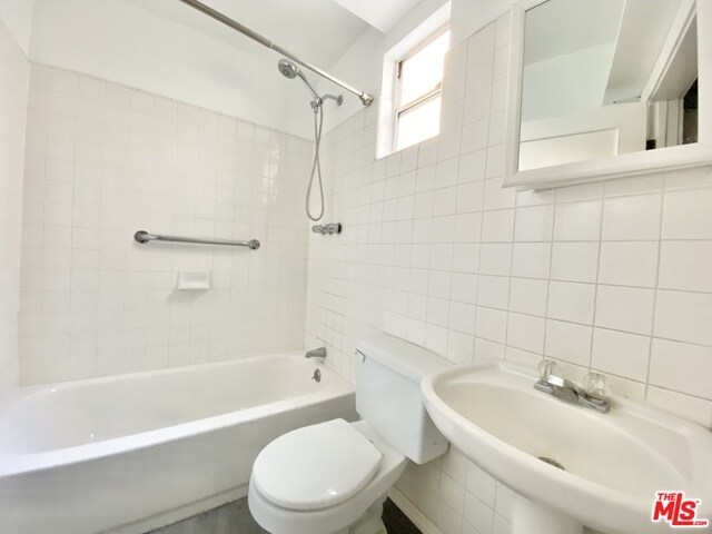 Primary Photo - 436 E Ave 28