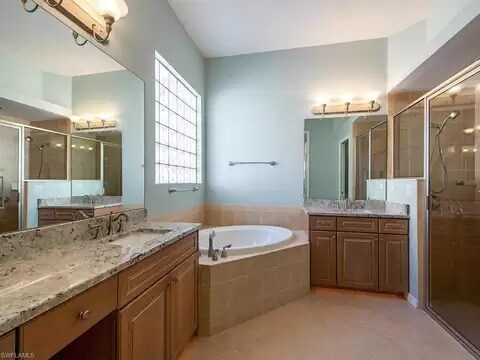 Foto del edificio - 3523 Grand Cypress Dr