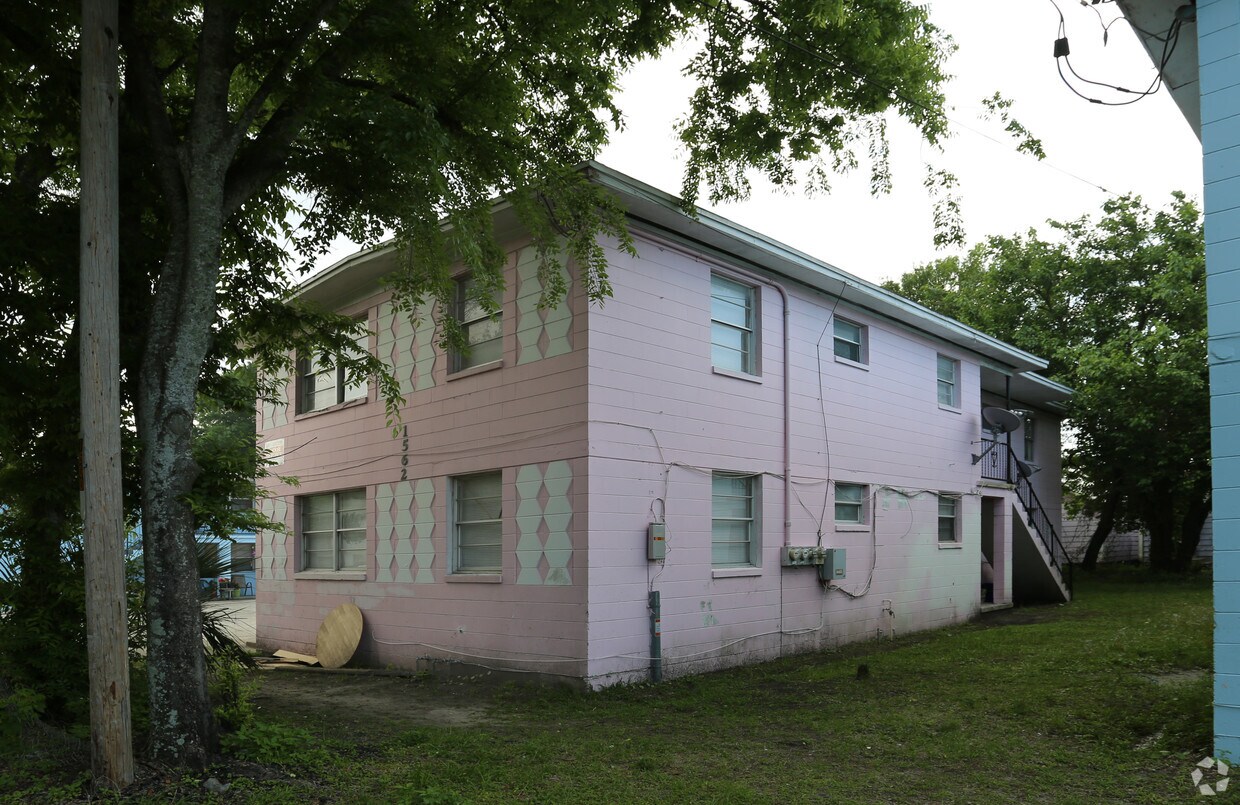 Building Photo - 1562 Morgan St