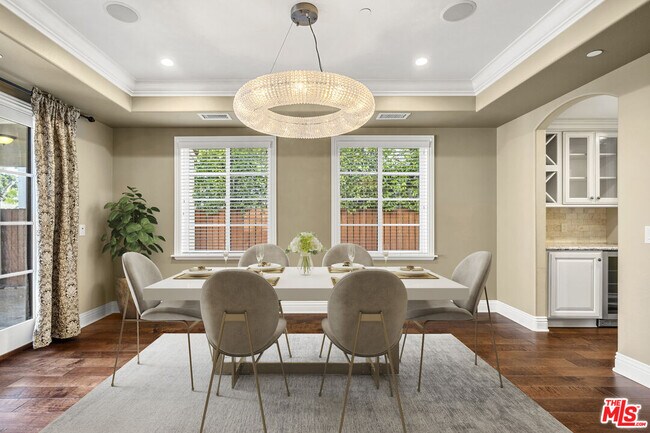 Foto del edificio - 313 S Oakhurst Dr