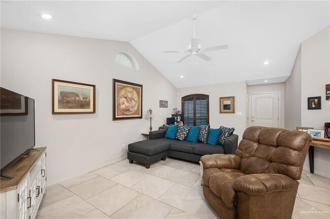 Foto del edificio - 10 Jackson N Rd