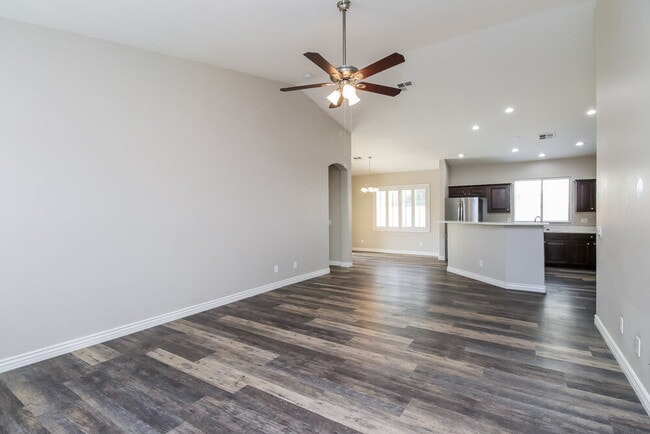 Building Photo - 4045 E Trigger Way