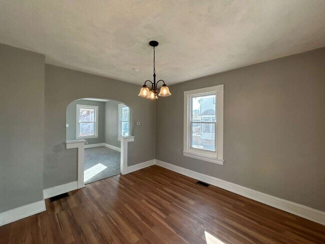 Foto del edificio - Charming & Move-In Ready in Lorain!