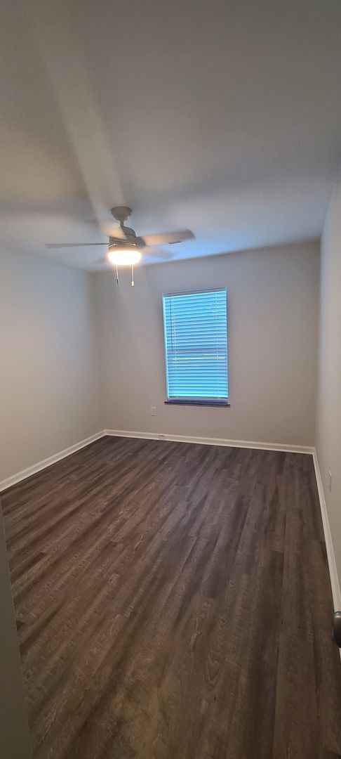 Foto del edificio - 104 Coachman Ln