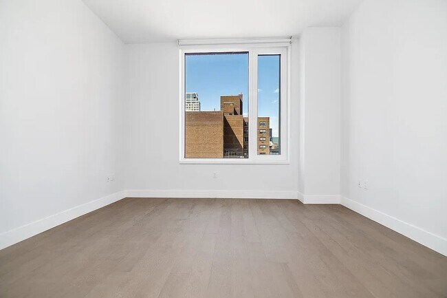 Foto del edificio - 200 E 23rd St