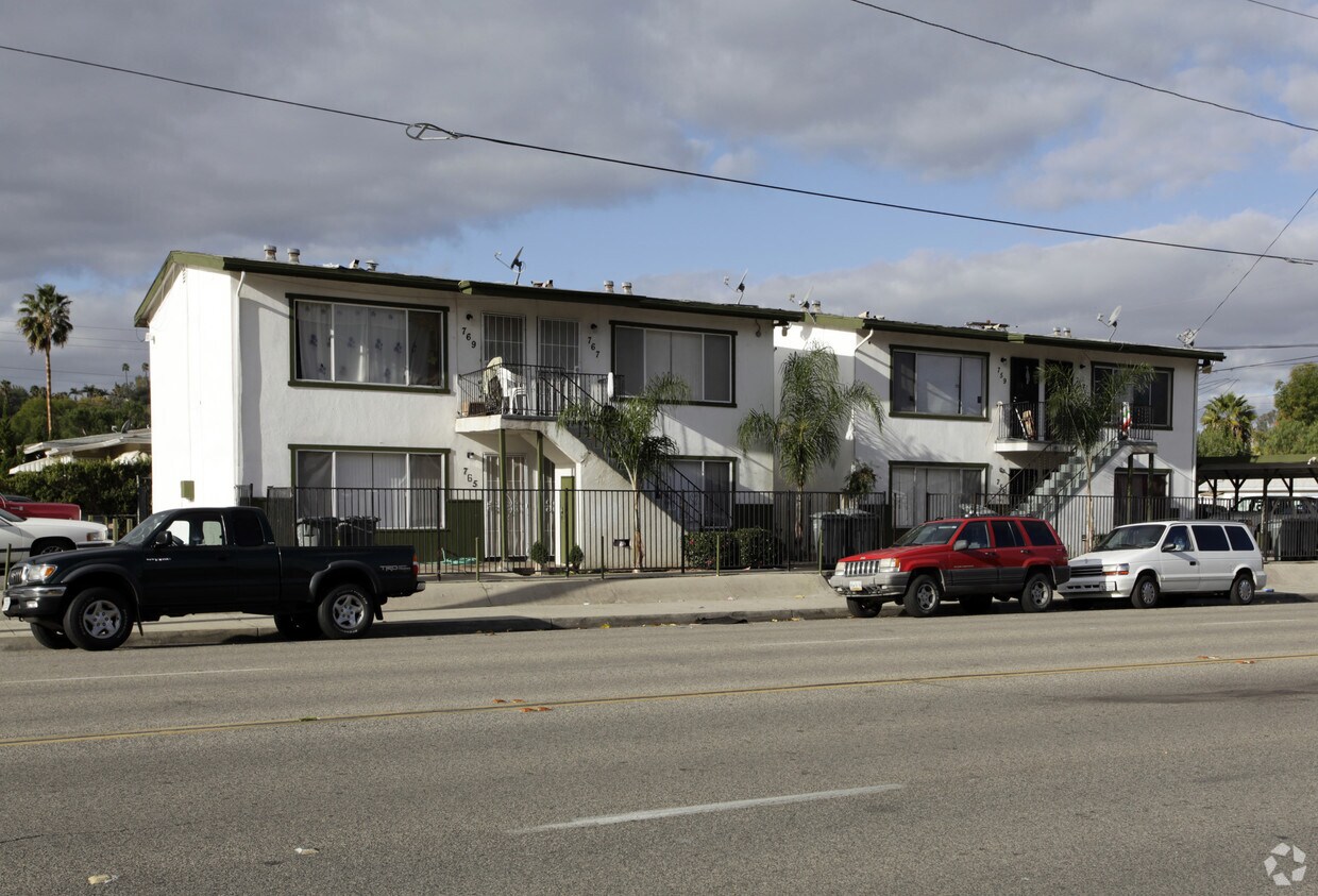 Primary Photo - 753-759 S Quince St