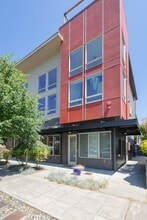 Building Photo - 5230B California Ave SW