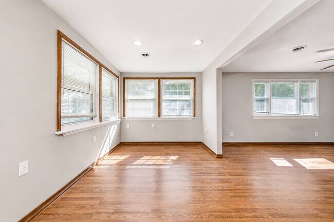 Foto del edificio - 138 Banneker Dr