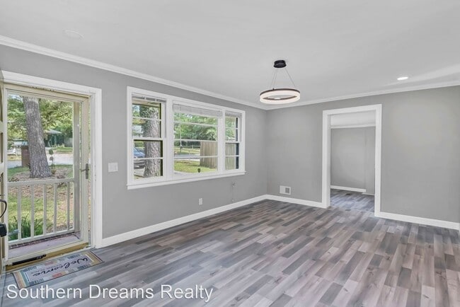 Building Photo - 3 br, 2 bath House - 1606 Crestview Avenue