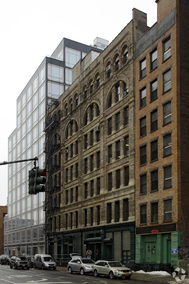 Foto principal - 481-487 Washington St