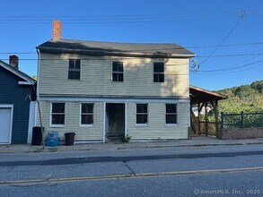 Building Photo - 27 N Main St