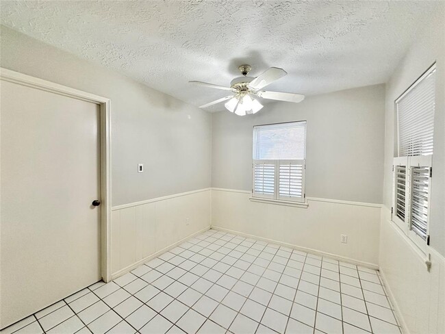 Building Photo - 14130 Prestonwood Forest Dr