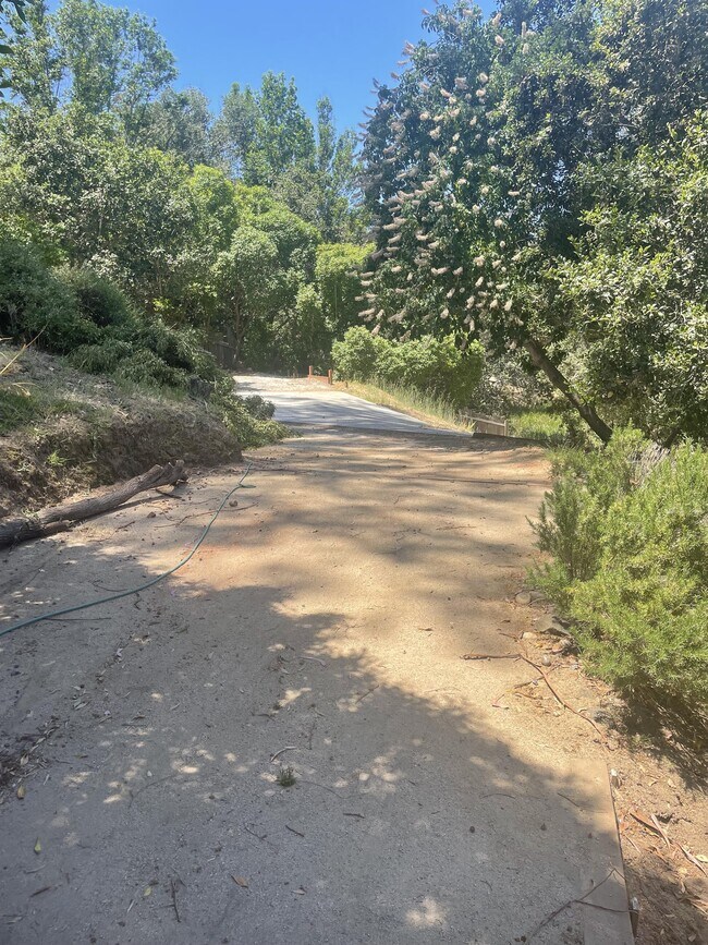 Foto del edificio - 33 Bridge Rd