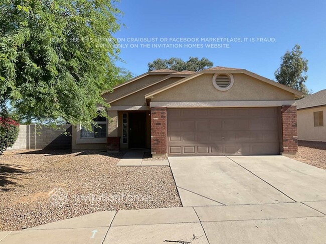 Building Photo - 8808 E Des Moines St