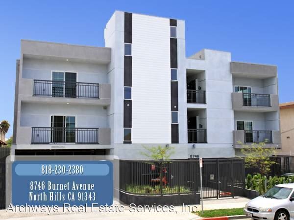 Foto principal - 8746 Burnet Ave