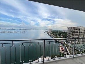 Building Photo - 11111 Biscayne Blvd