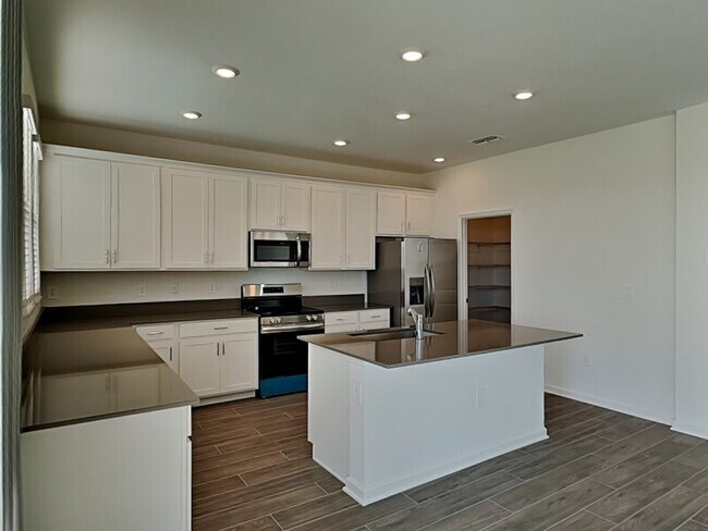 Foto del edificio - 2822 Fitness St