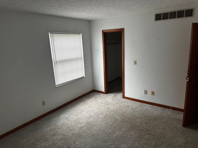 Foto del edificio - 1604 S Pinestone Ct