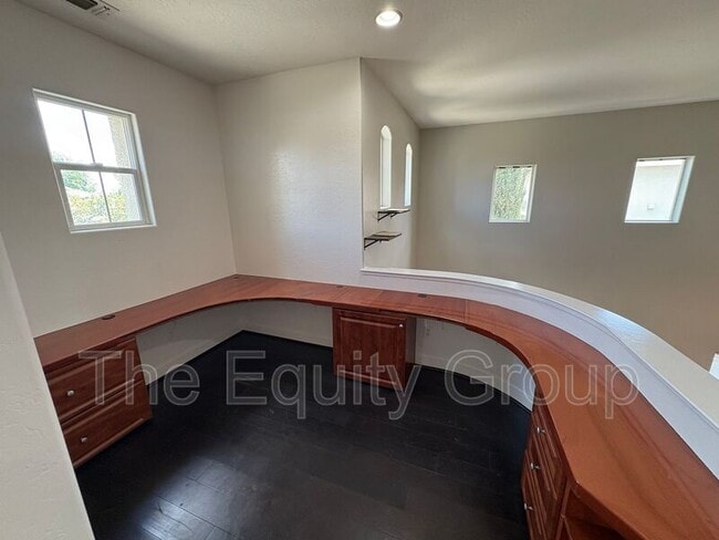 Building Photo - 3047 W Harold Ct